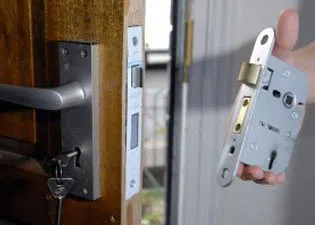 Aqua Locksmith Store Rancho Cucamonga, CA 909-529-6453 - 6-Locks-Replace
